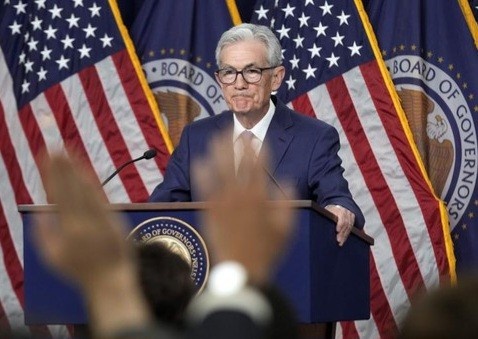 Penyesuaian Proyeksi Ekonomi AS oleh The Fed ke 1,4% dan Alasan di Baliknya